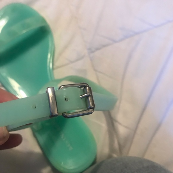 Banana Republic Wrap Around Ankle Jelly Sandals Size 6 - Picture 5 of 7